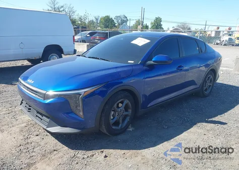 2025 Kia K4 Lxs из США, поврежденный, VIN 3KPFT4DE2SE064839